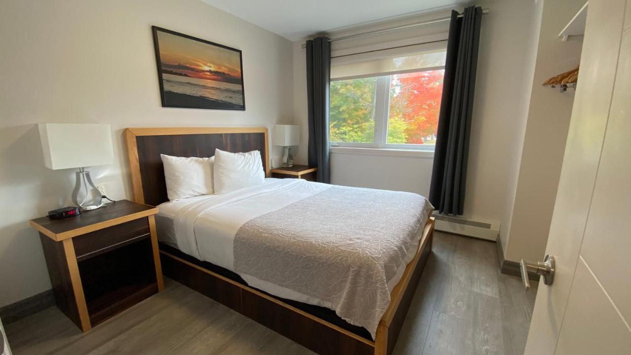 Amber Hotel Grand Bend Extérieur photo