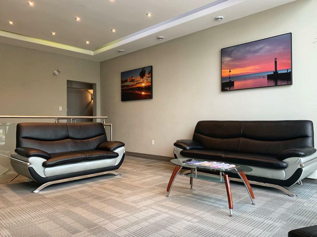 Amber Hotel Grand Bend Extérieur photo